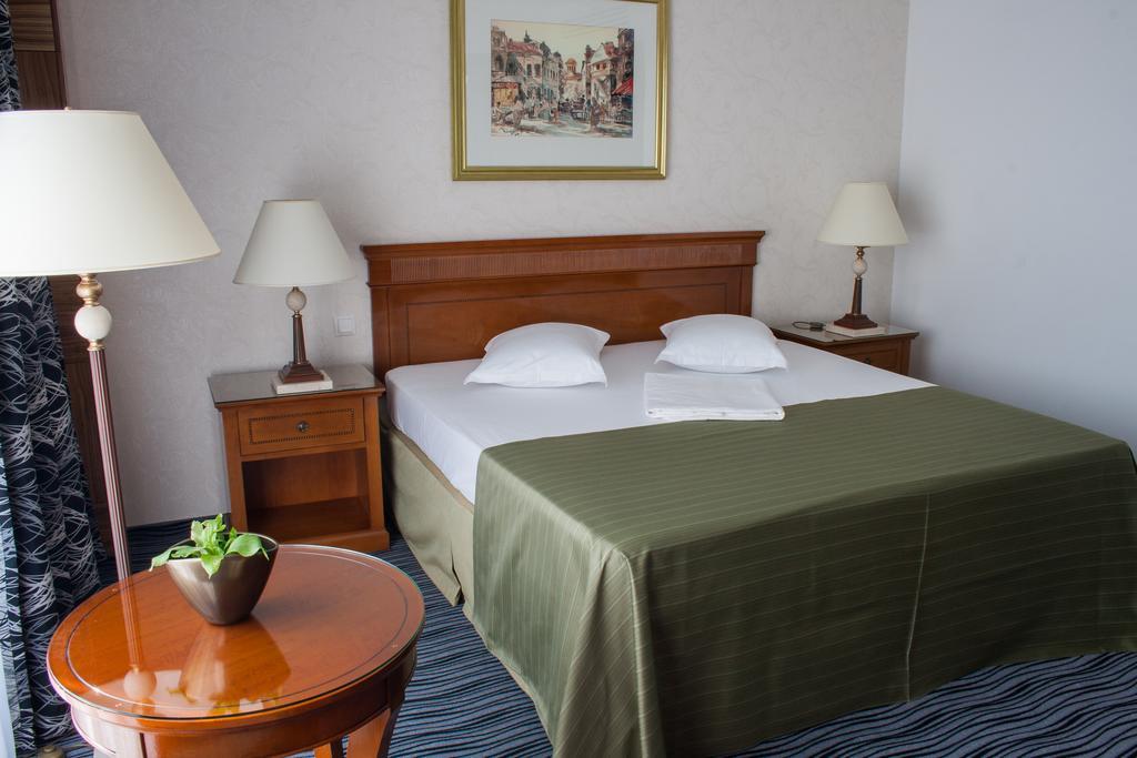 Hotel Oltenia Craiova Kültér fotó