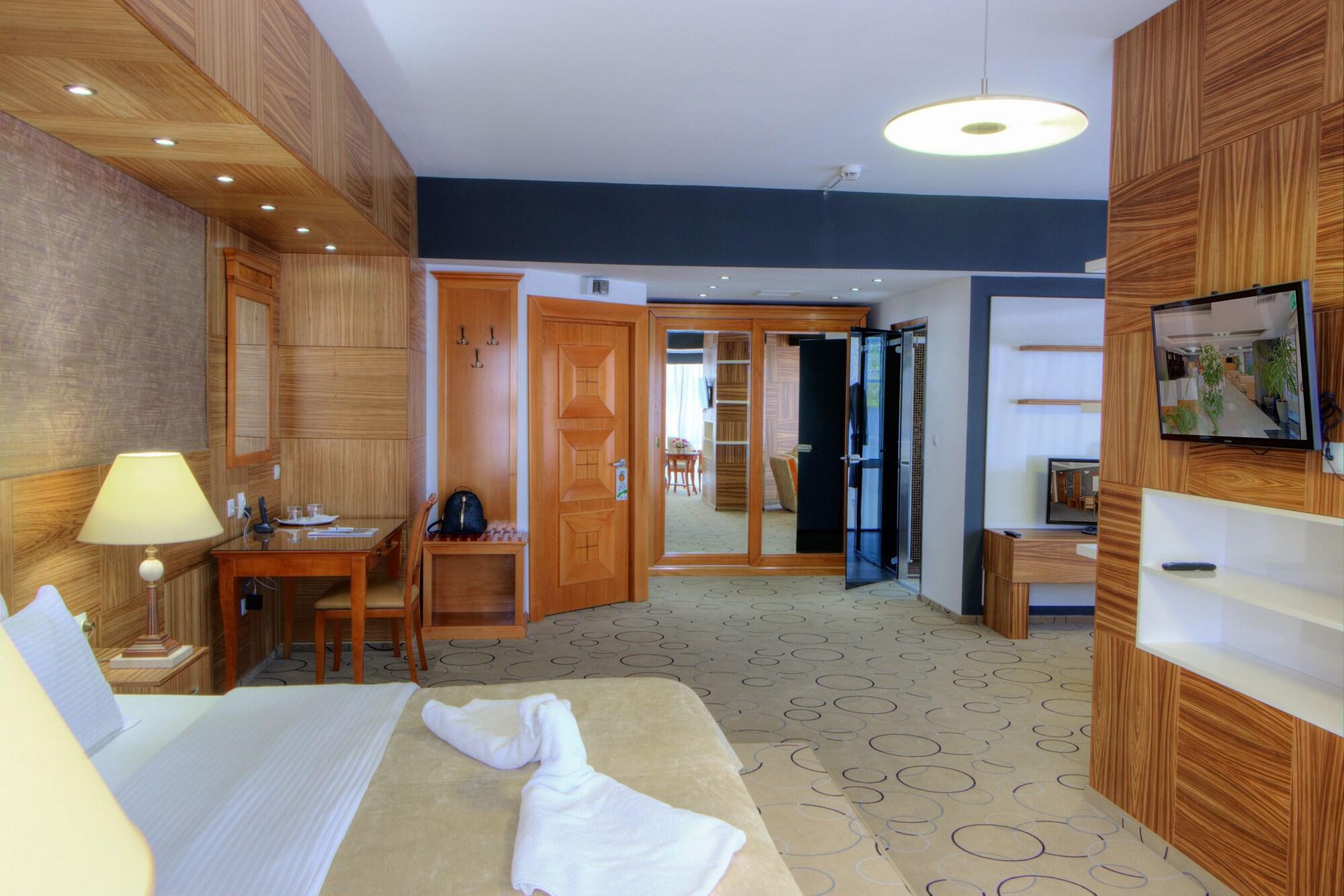 Hotel Oltenia Craiova Kültér fotó