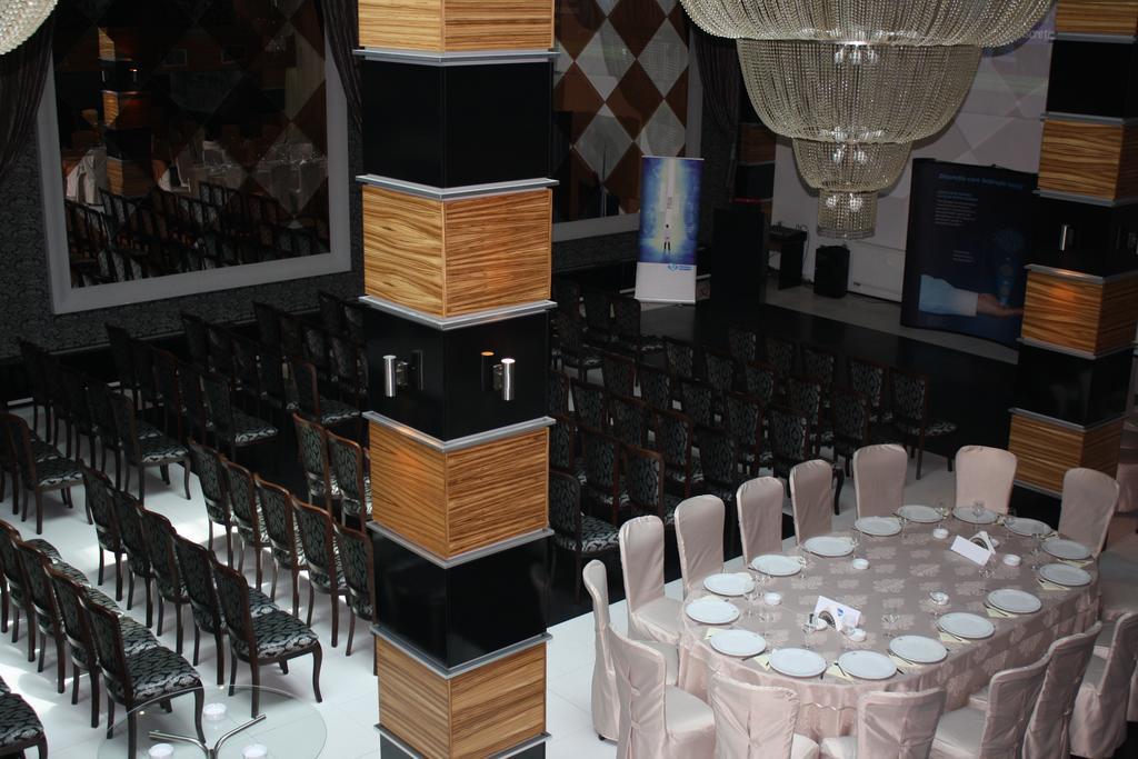 Hotel Oltenia Craiova Kültér fotó