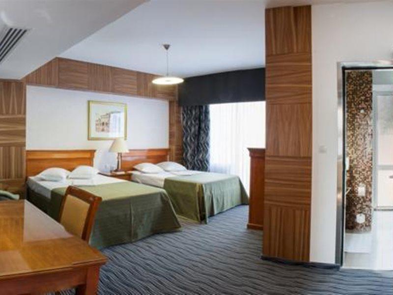 Hotel Oltenia Craiova Kültér fotó